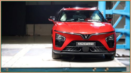 VF7_SIDE POLE IMPACT_DURING TEST_